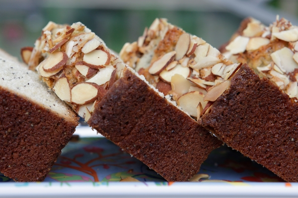 Annie's Poppy Seed-Almond Cake