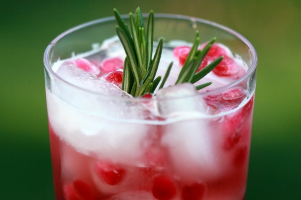 Pomegranate-Rosemary Gin Cocktail