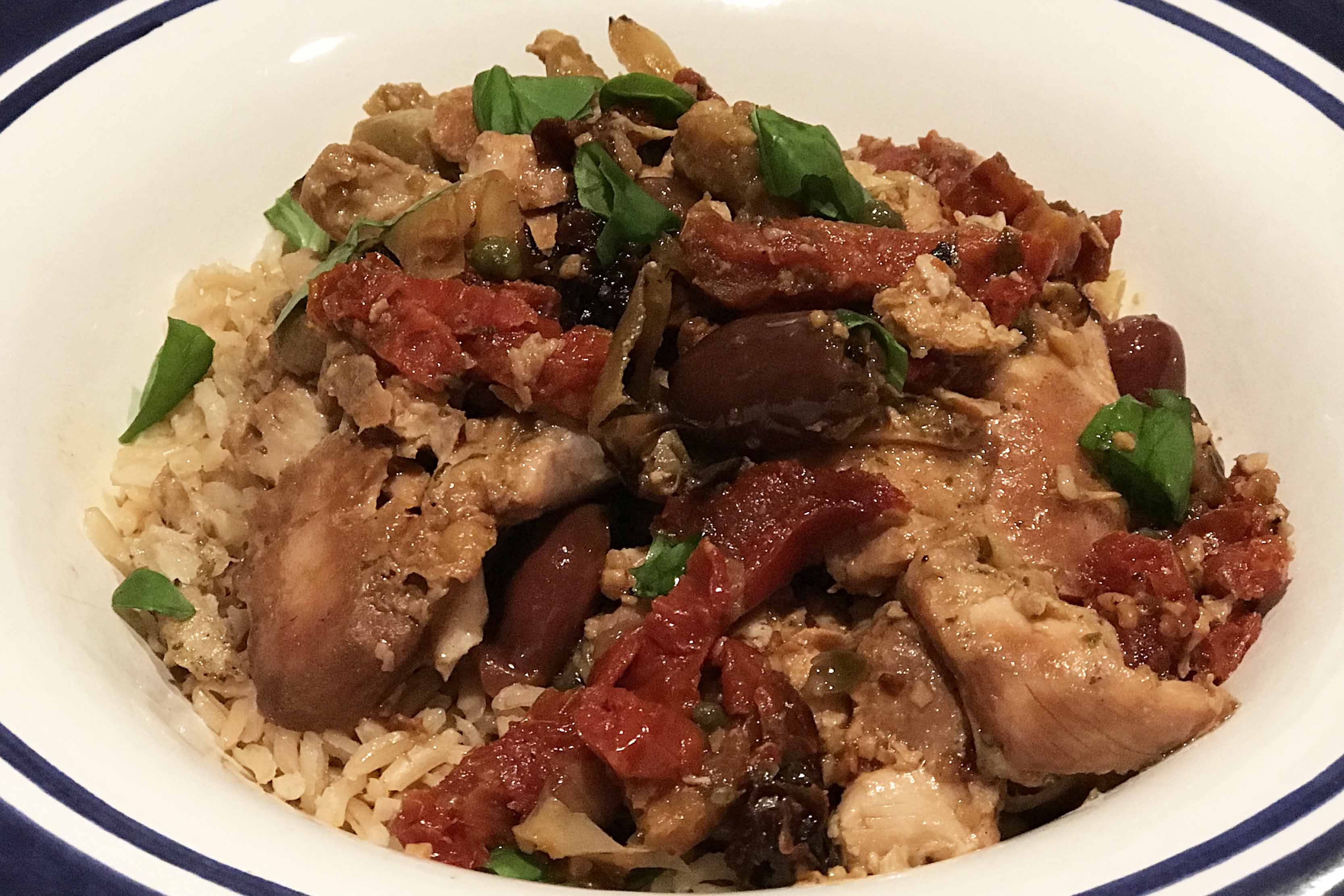 Slow Cooker Chicken with Artichokes and Sun Dried Tomatoes