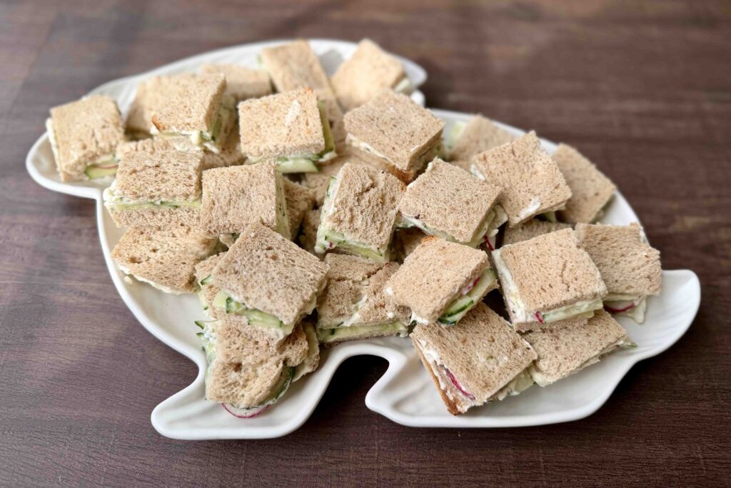 Cucumber and Radish Tea Sandwiches (Vegan) Cucumber and Radish Tea Sandwiches (Vegan)